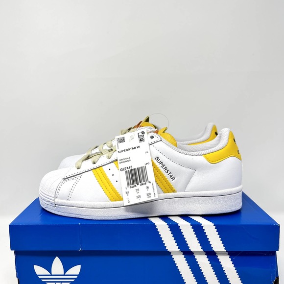 adidas Shoes - Adidas superstar
